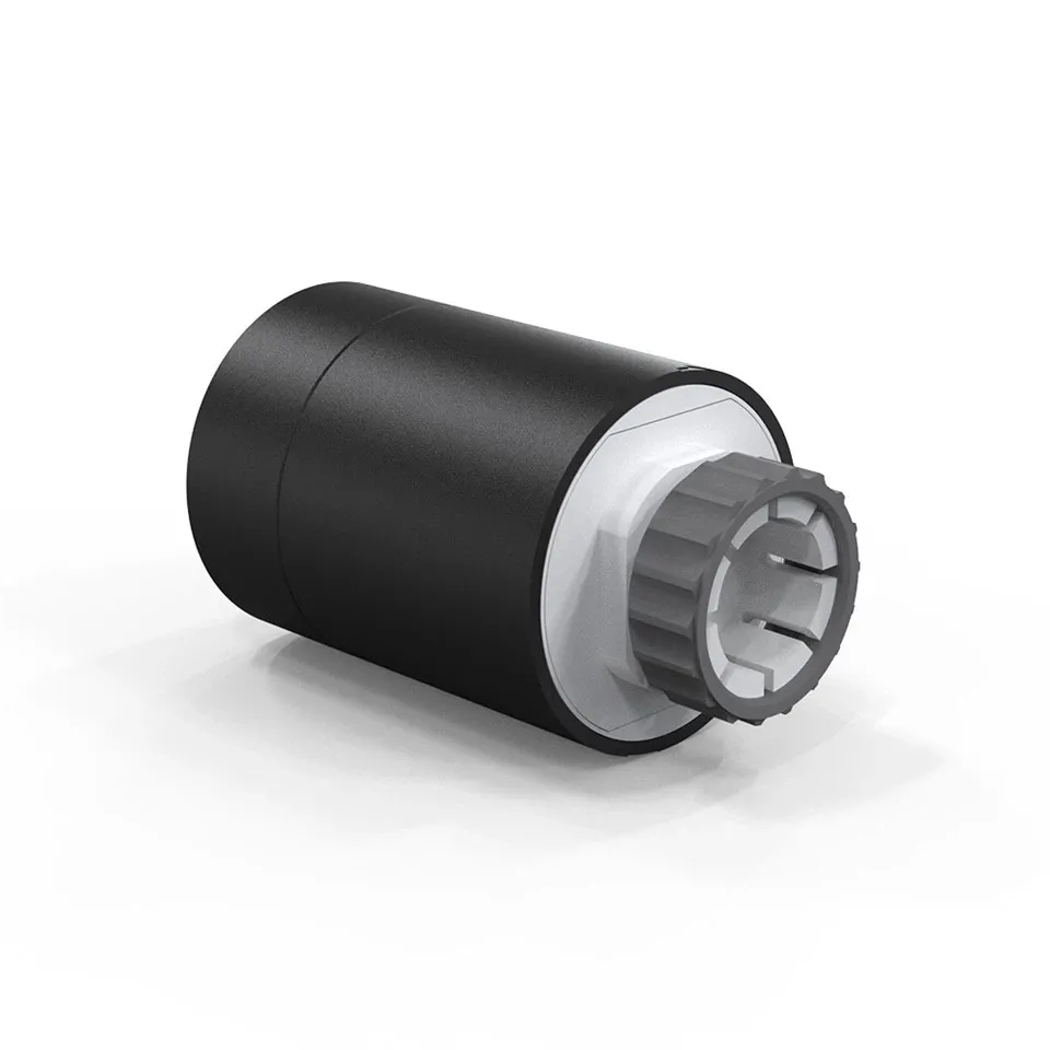 Черный матовый термостатический радиаторный клапан